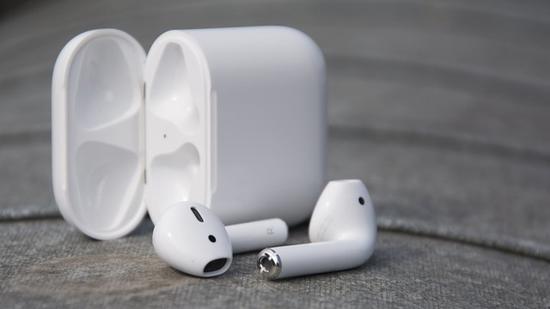 AirPods（图片来自Zaibis.com）