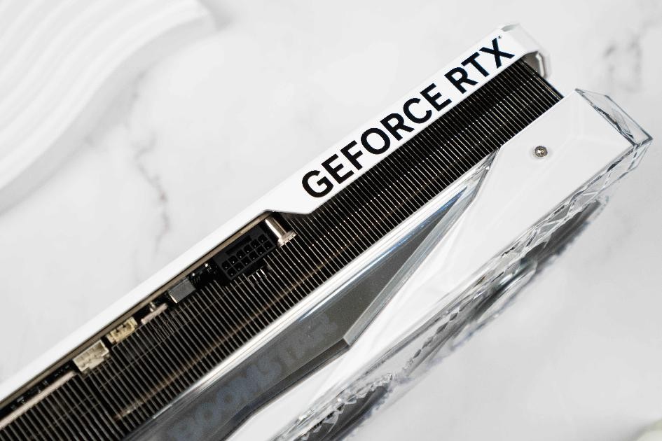 释放无限潜能，影驰 GeForce RTX 4080 SUPER 星曜OC 评测 